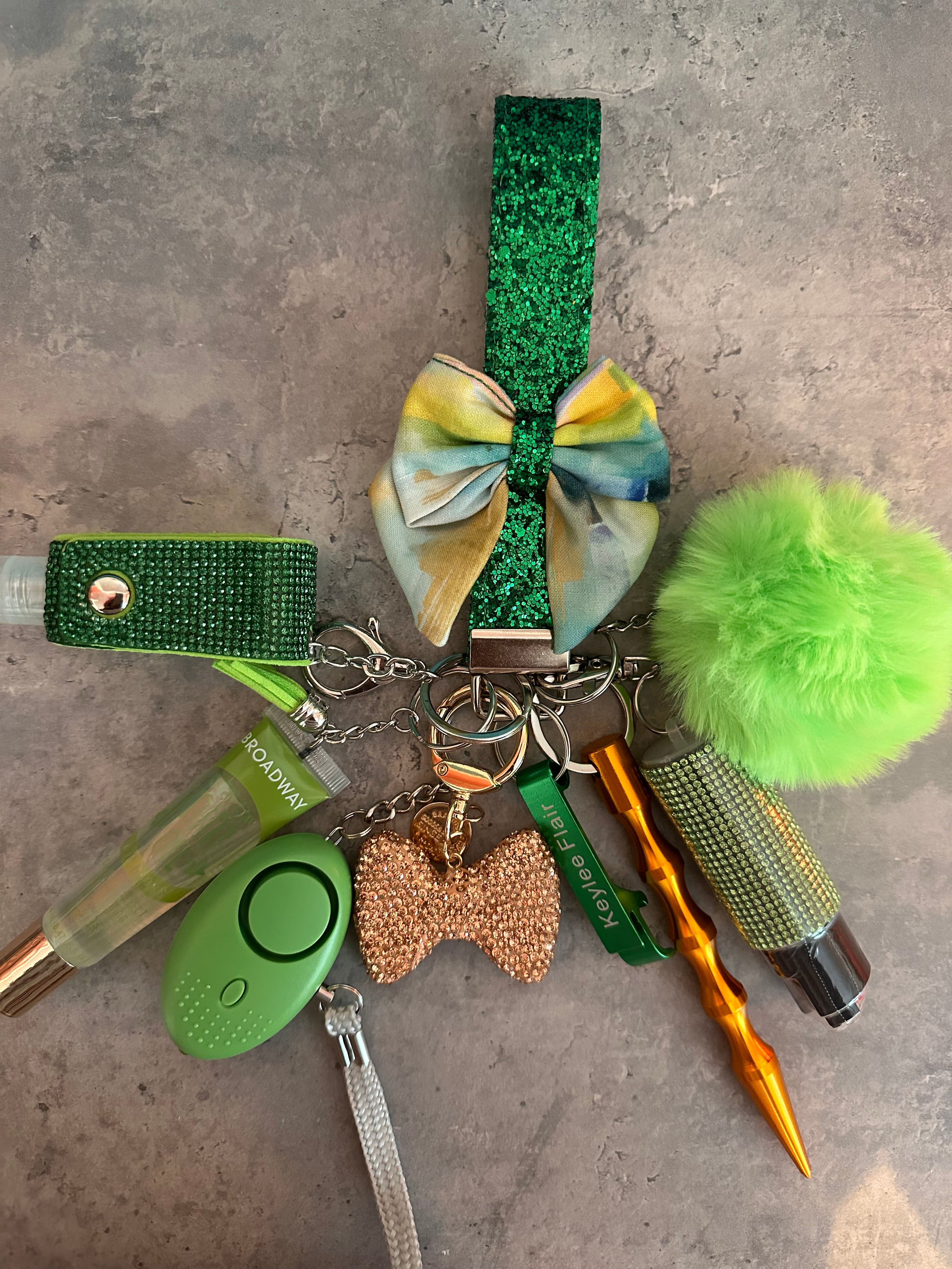 BEA BOW WRISTLET: EMERALD